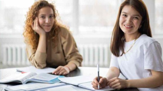 How Can Students Approach an Architecture Assignment Effectively?