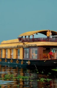 What Should You Check Before Booking a Houseboat in Kerala?